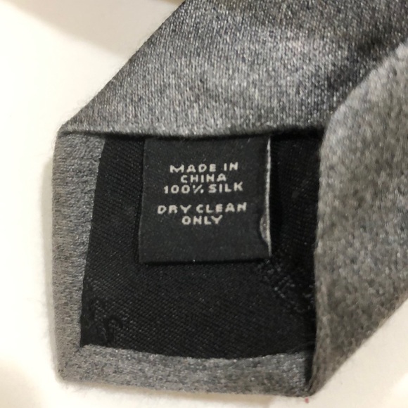 EXPRESS MEN’S 100% SILK TIE CHARCOAL - Picture 4 of 4